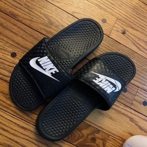 nike slides